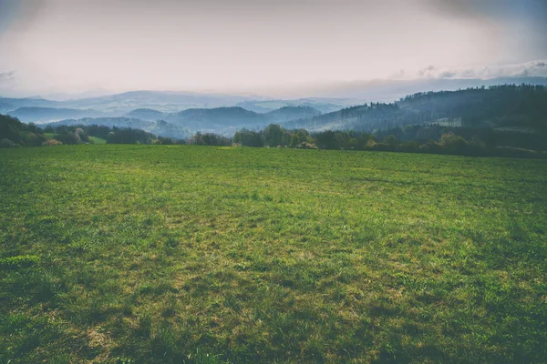 Dağlık bir alanda güzel sahne