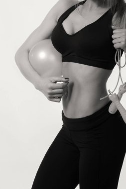 İçinde belgili tanımlık fotoğraf ile bir spor kılavuz seksi sporcumuz