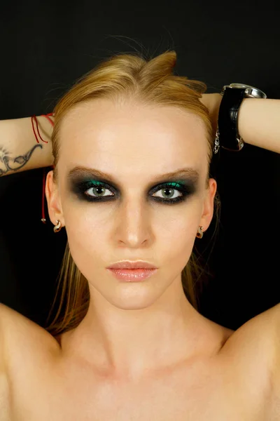 Maquillaje Con Sombras Verdes —  Fotos de Stock