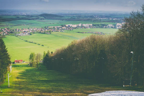 Dağlık arazinin zarif görünümü