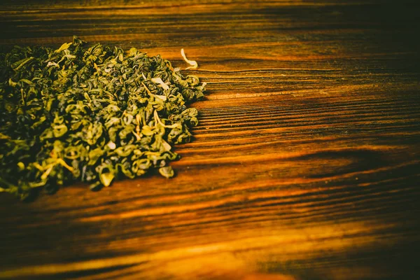 Πράσινο Τσάι Ξύλινο Φόντο — Φωτογραφία Αρχείου