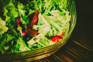 Sebzeli yeşil salata