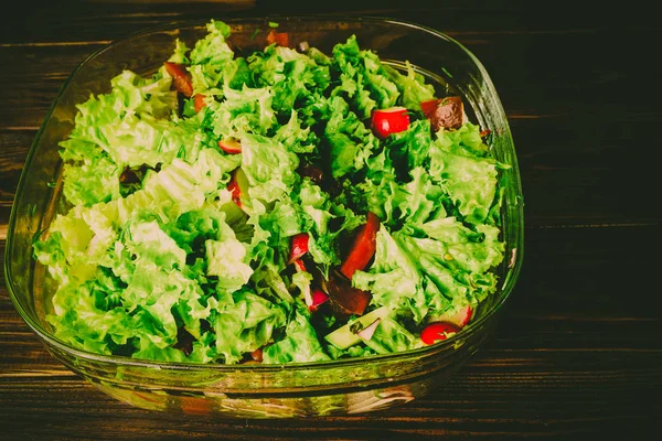 Sebzeli yeşil salata