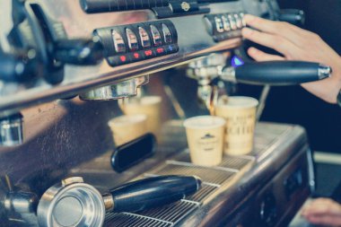 kahve makinesi kahve yapmak