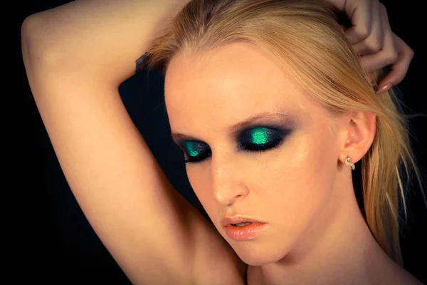 Makeup Med Gröna Skuggor — Stockfoto