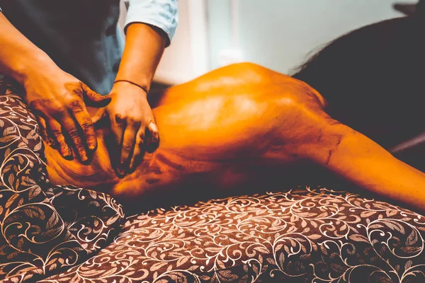 Massage Behandlung Wellnessbereich — Stockfoto