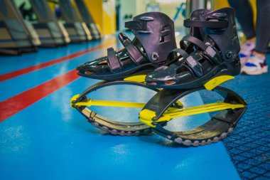 Kangoo botlar için etkin boş atlar.