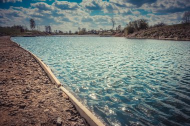 Gölde balık tutmak