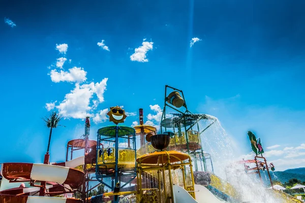 Parque Aquático Infantil Corrediças Água Para Crianças — Fotografia de Stock