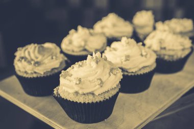 Taze kahve ve kekler