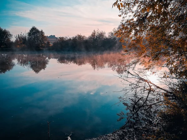 Schöner Teich Tag — Stockfoto