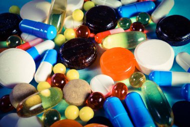 Arka plan üstünde belgili tanımlık konu ilaçların