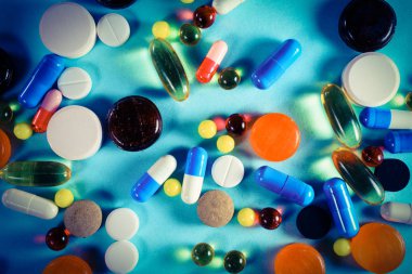 Arka plan üstünde belgili tanımlık konu ilaçların