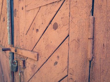 kapalı eski kapı detayları