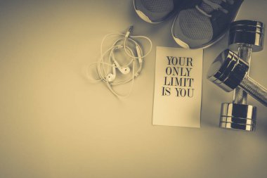 Farklı renkli Spor Ekipmanları