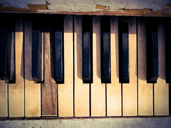 Clés du vieux piano — Photo