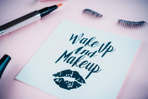 Make-up tools op een roze achtergrond — Stockfoto