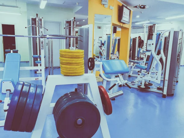 Spor salonunda bar için ekipman — Stok fotoğraf