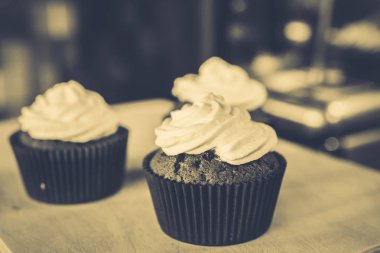 Krem şanti ile Cupcakes, tatlılar.