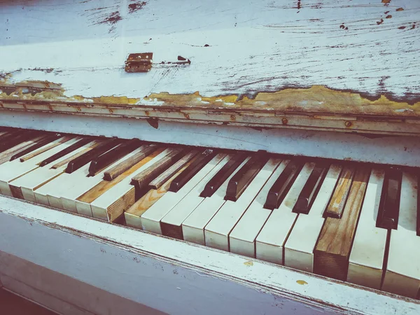 Clés du vieux piano — Photo