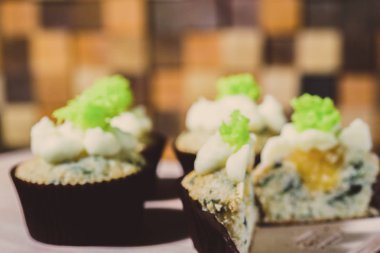 ıspanak yakın muffins