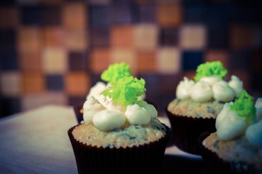 ıspanak yakın muffins