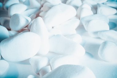 Arka plan beyaz çakıl