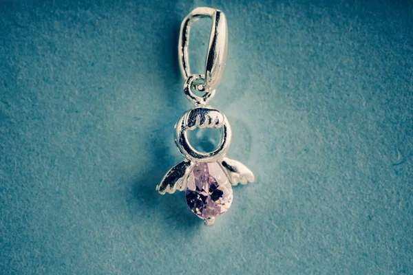 Taşlar ile güzel takı