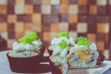 ıspanak yakın muffins