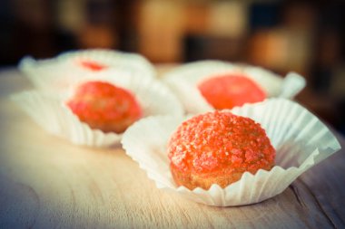 Taze kahve ve kekler