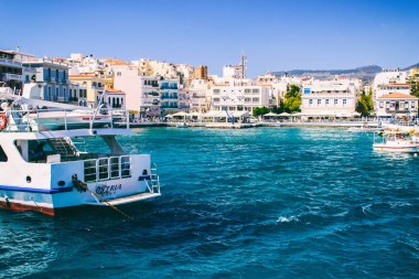 Seascape. Girit'e deniz gezisi