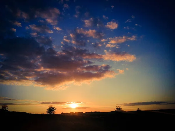 Wieczór piękny zachód słońca — Zdjęcie stockowe