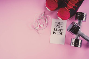 Farklı renkli Spor Ekipmanları