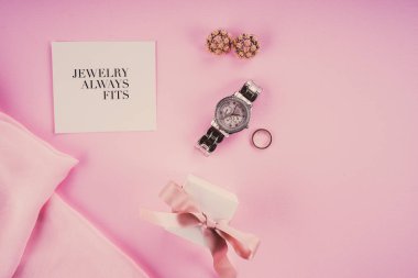 Farklı güzellik moda aksesuarları