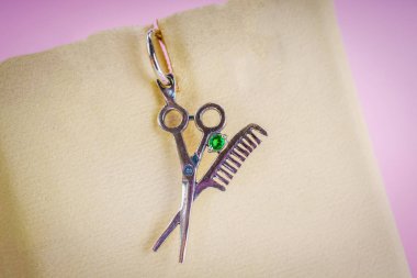 Taşlar ile güzel takı