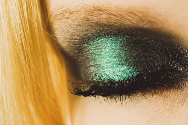 Makijaż oczu, cienie zielony — Zdjęcie stockowe