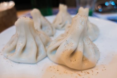 Lezzetli taze sulu khinkali