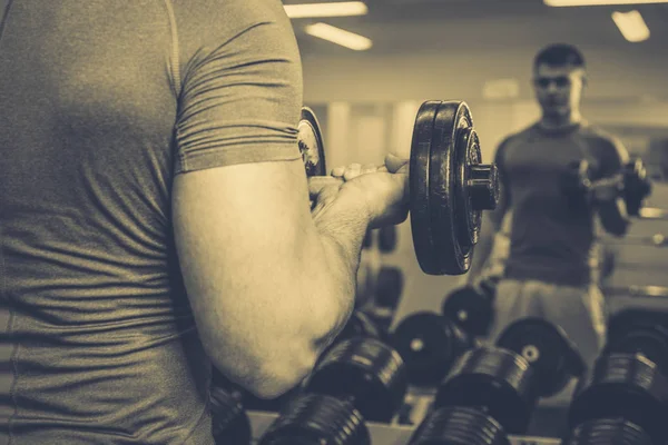 Culturista Gimnasio — Foto de Stock