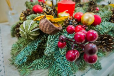 Çelenk Noel tema olarak