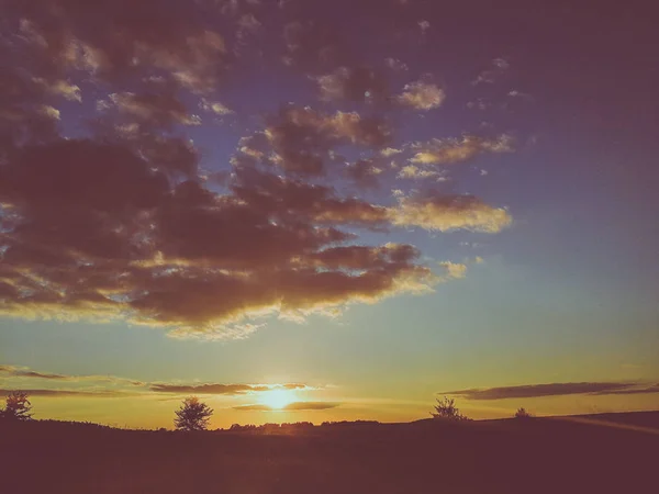 Belo pôr do sol da noite — Fotografia de Stock