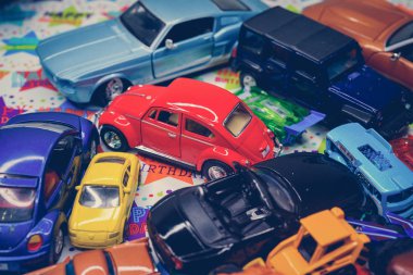 Oyuncak arabalar Doğum günü hediyesi