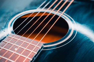 akustik gitar