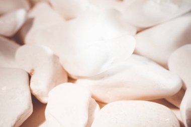 Arka plan beyaz çakıl