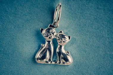 Taşlar ile güzel takı