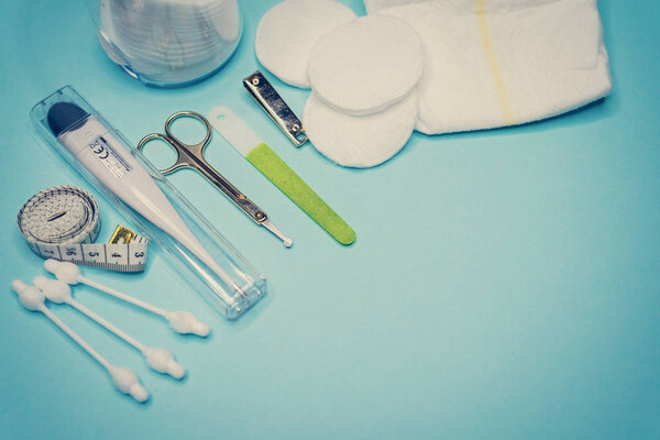 Различные аксессуары для ухода за детьми
