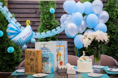 Hediyeler ve dekorasyon duş bebek için