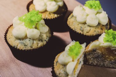 ıspanak yakın muffins