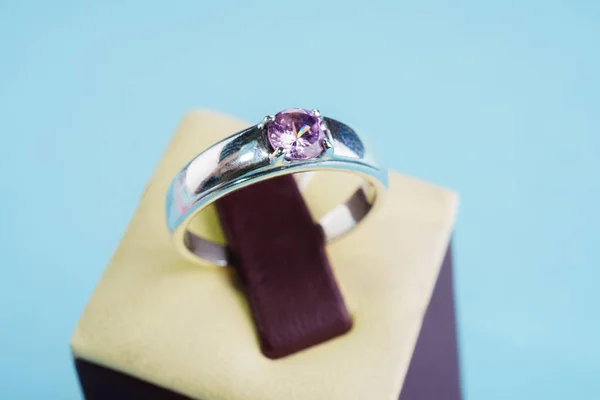 Mooie Zilveren Ring Close — Stockfoto
