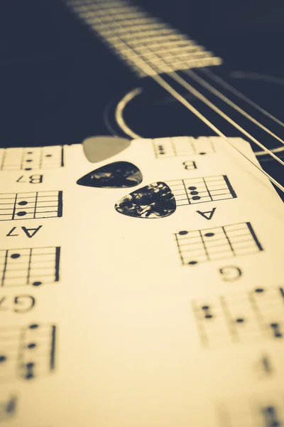 Akustische Gitarre — Stockfoto