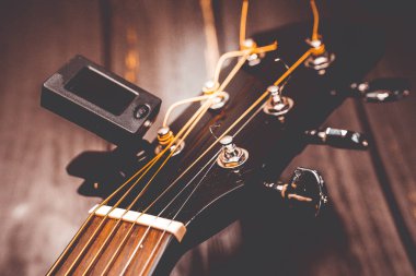 Akustik gitar yakın görünüm